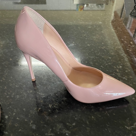 Shoes - Picture 2 of 4